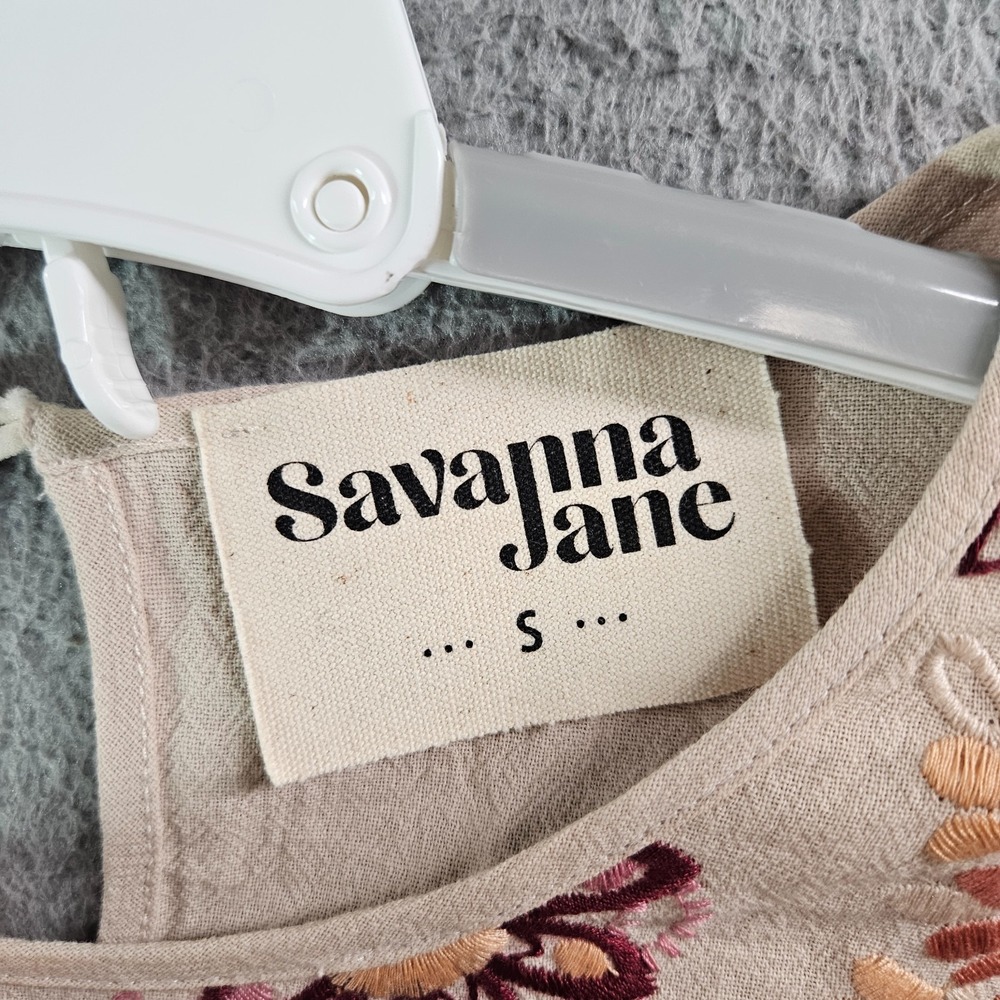 NEW Savanna Jane Embroidered Top Blouse Women Small Floral Ruffle Beige - Picture 3 of 7
